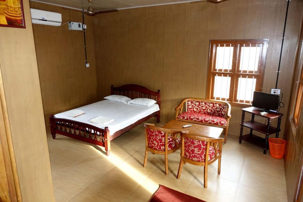Pranav Beach Resort Kannur Exteriör bild